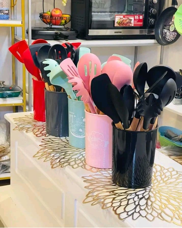 12-Piece Silicone Kitchenware Set with Wooden Handles